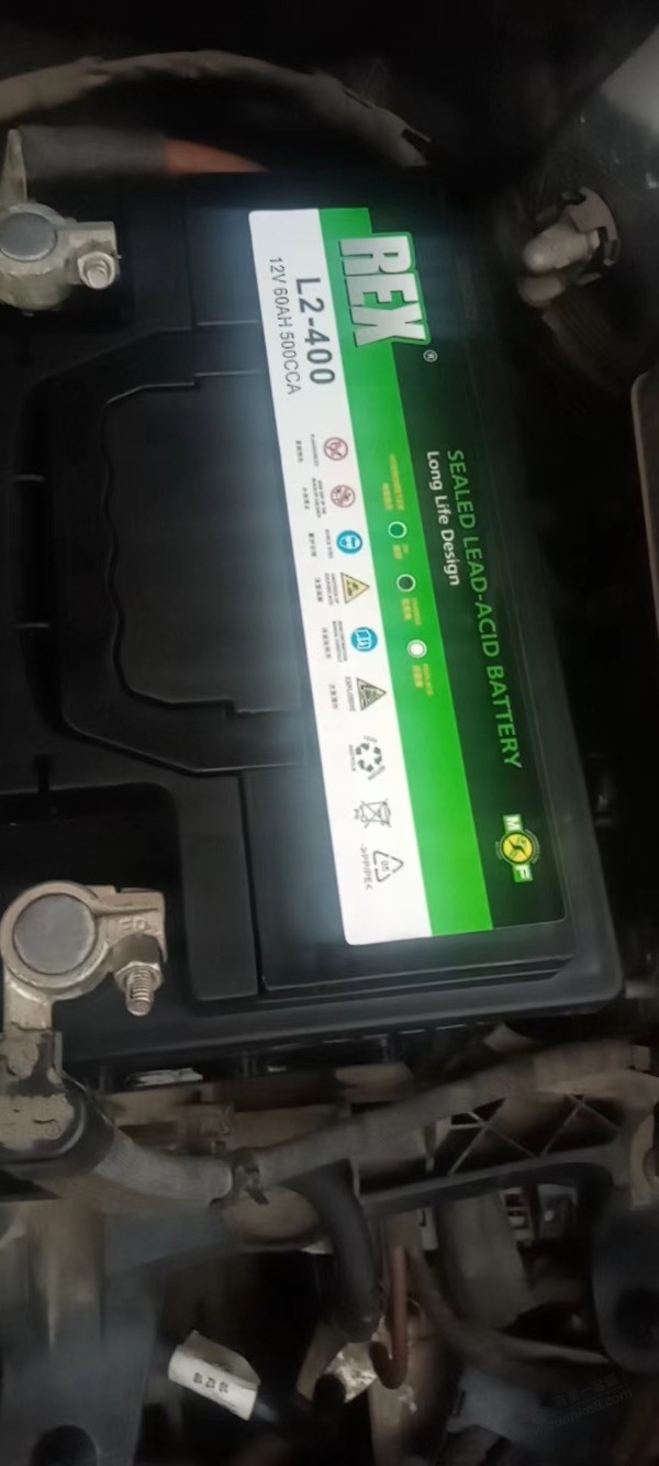 拼xx汽车上门换电瓶450元。保真吗电池