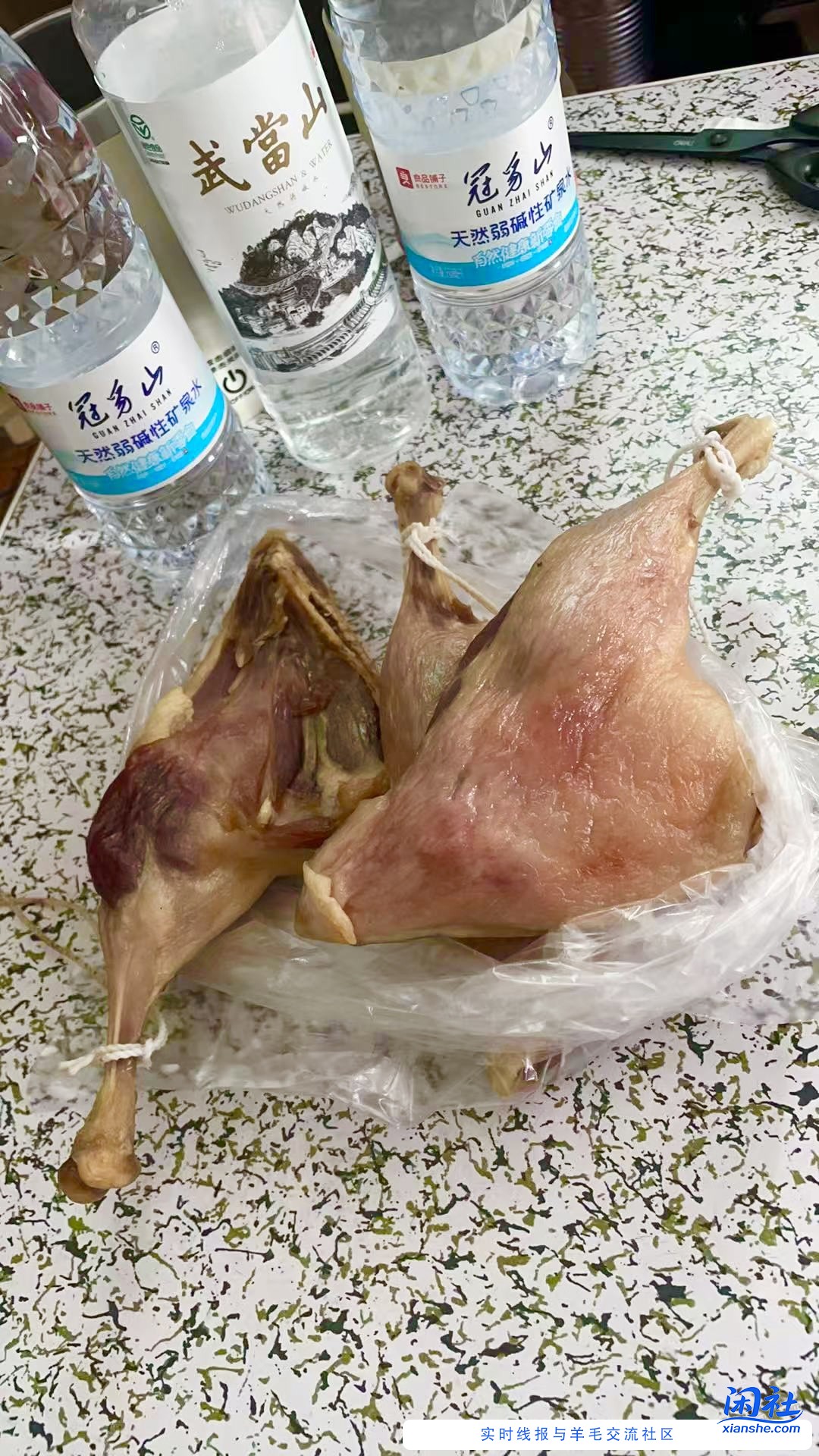 问，这个腊鸭腿，是江西，还是湖南的特产？